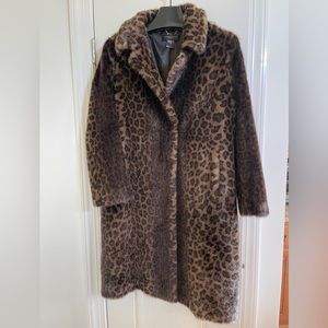 Donna Karan to the knee faux fur leopard coat Medium